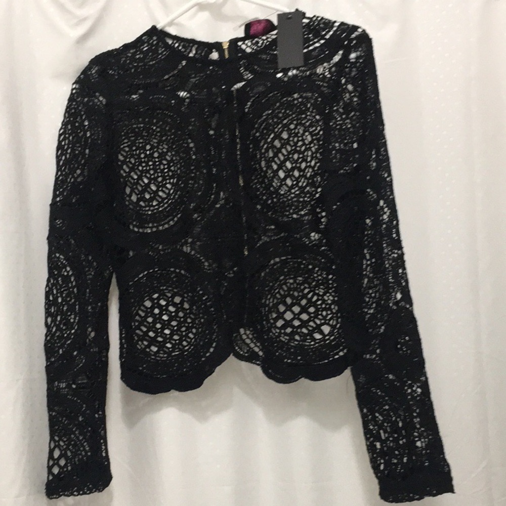 Lace crop top